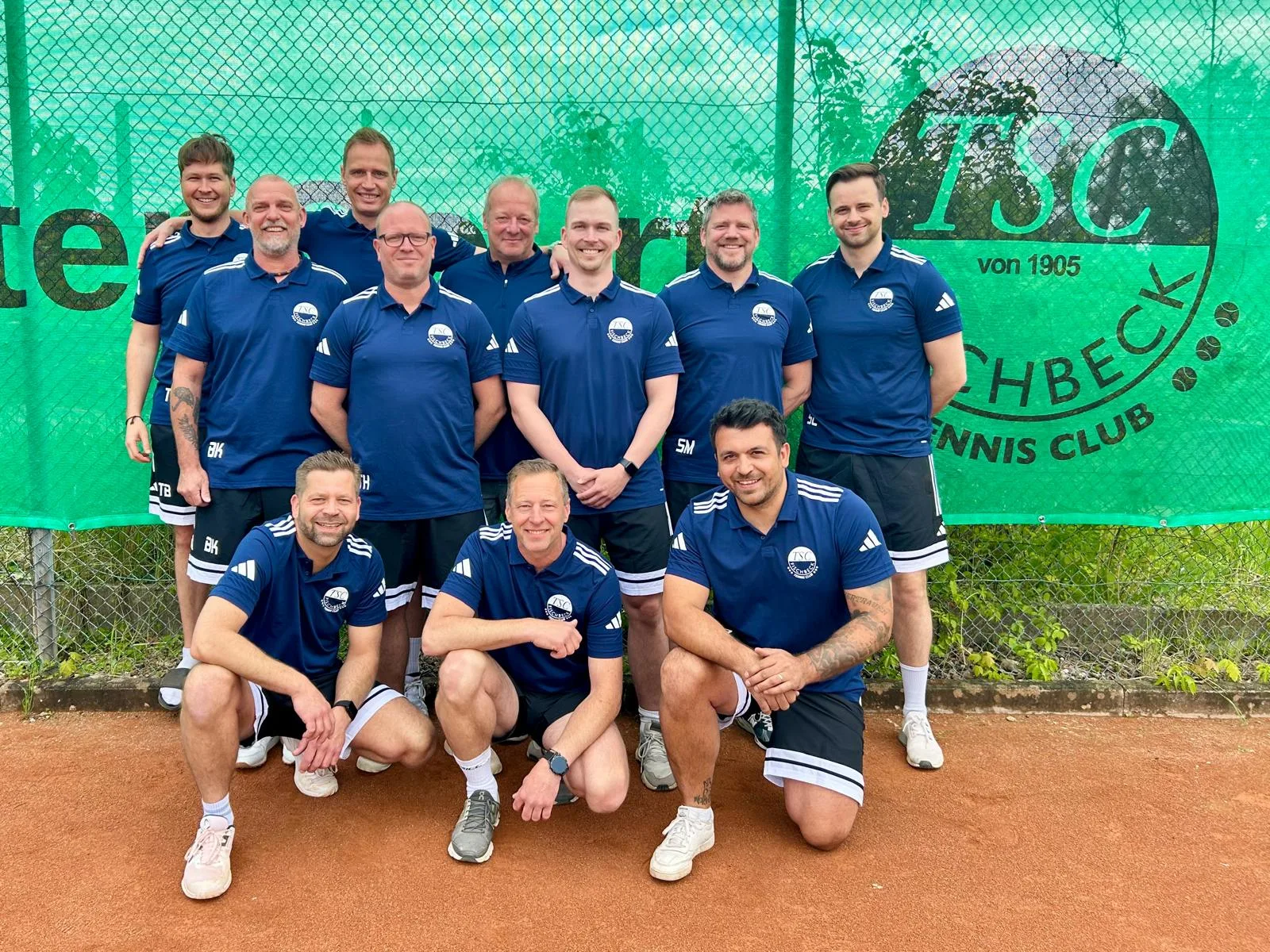 Neue Sportausrüstung - TSC Fischbeck Tennis